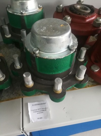 Ступица 2ПТС-4 в сб. с подшипниками (8 шпилек)