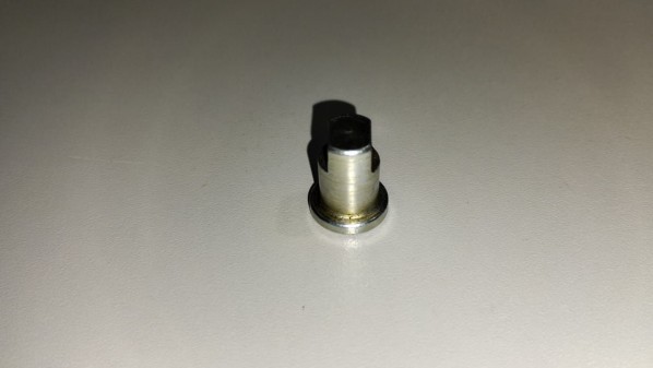 Стопор крышки механизма переключения передач — 1