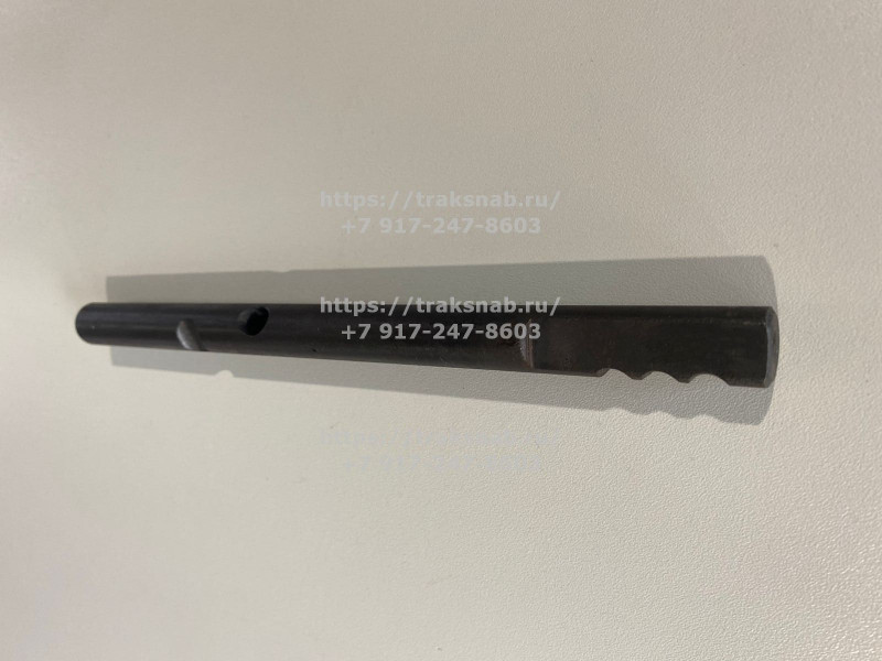 Вал вилки переключения передач МТЗ-320 ( поводок) СААЗ 220-1702035 СААЗ — 3
