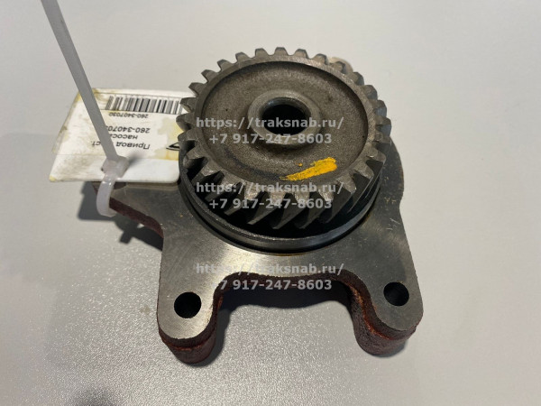 Привод шестеренного насоса Д-260 стар.об. 28град. — 3